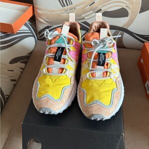 WASHI WOMAN sneakers